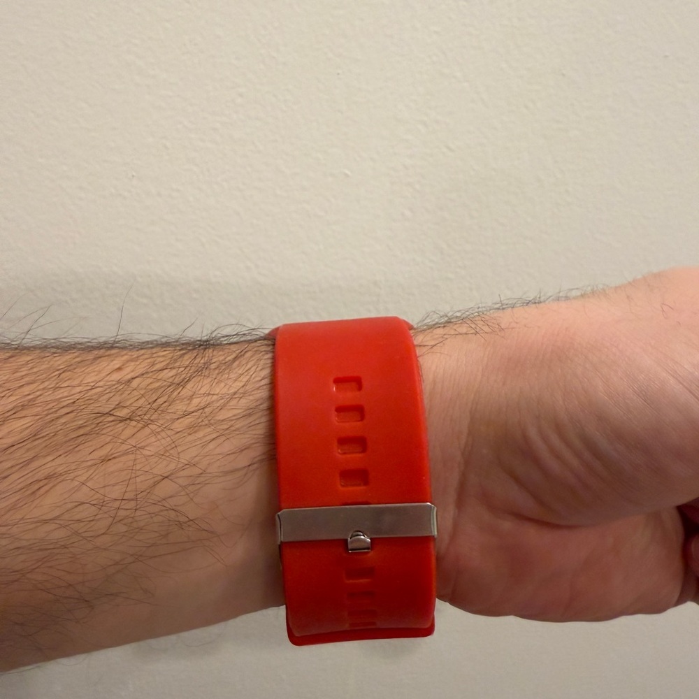 1FaceWatch Red - Picture 5 of 6